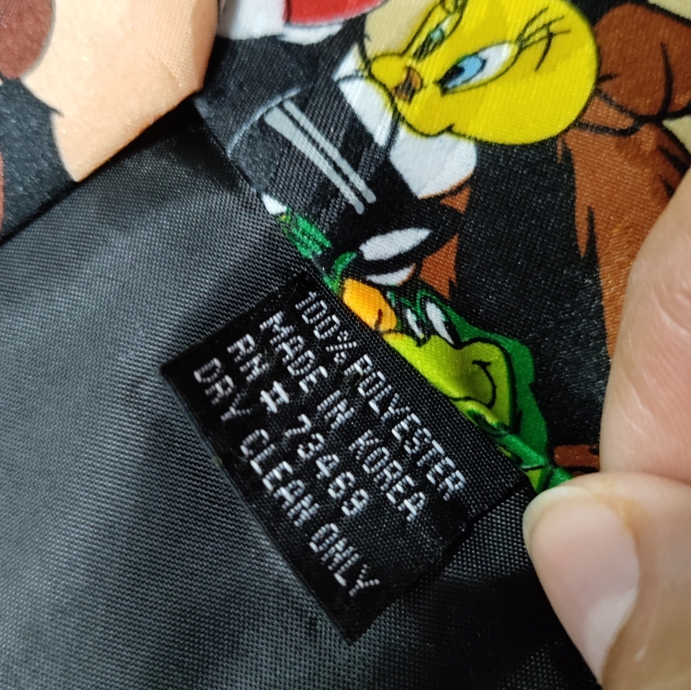 Vintage Looney Tunes necktie - Picture 3 of 4